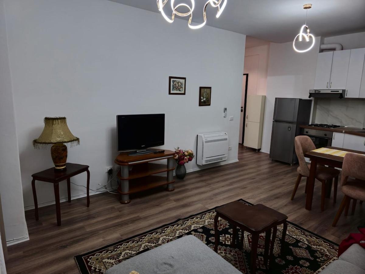 Apartment Cozy Near Center Tirana