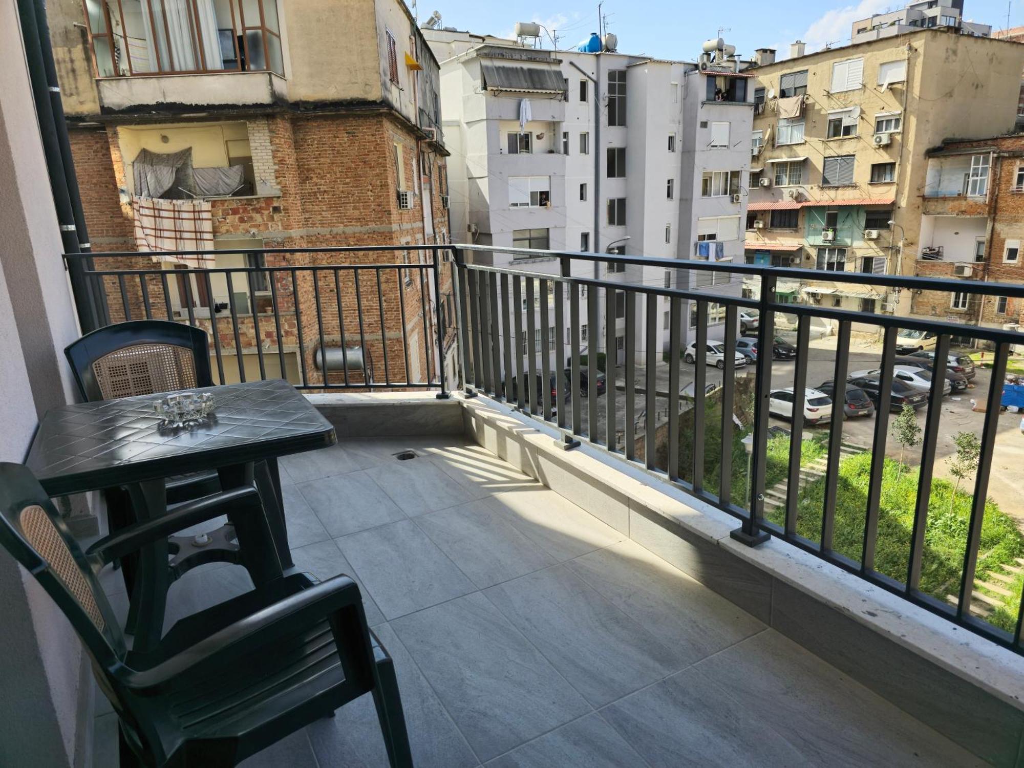 Apartment Cozy Near Center *